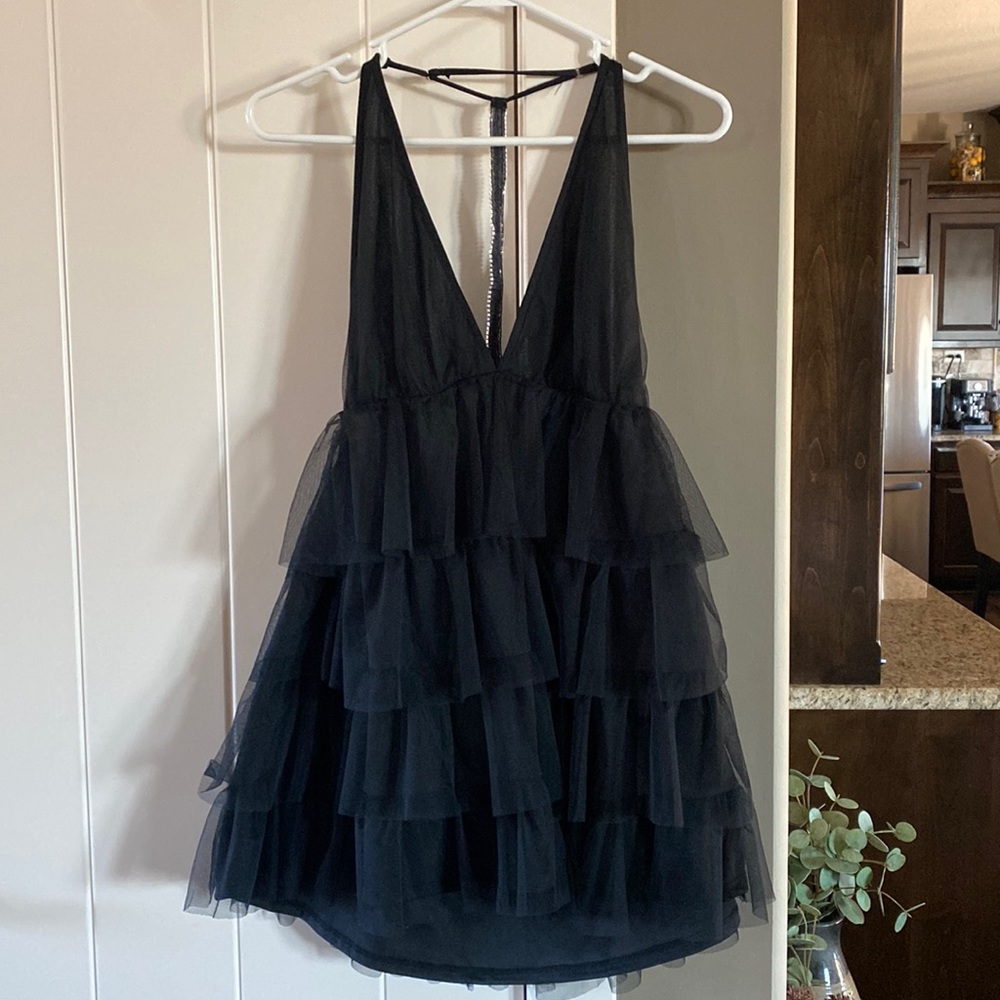 Lucy in the Sky mini black dress